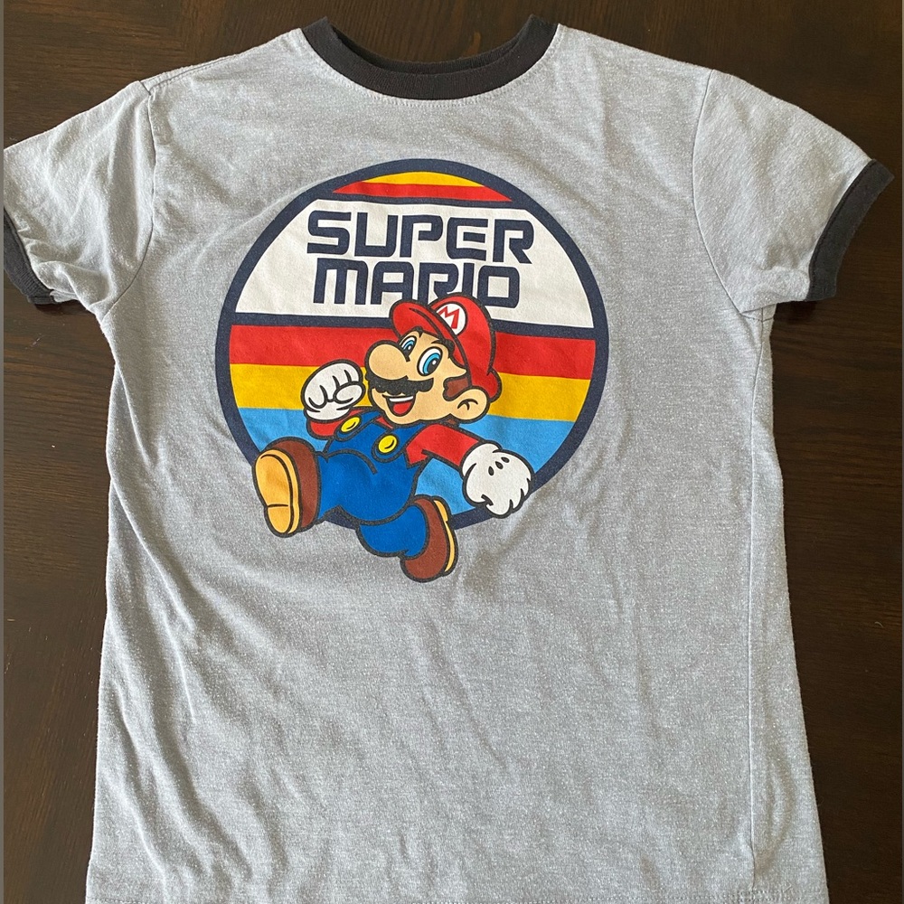 Super Mario and Sonic the Hedgehog shirts - Picture 3 of 7